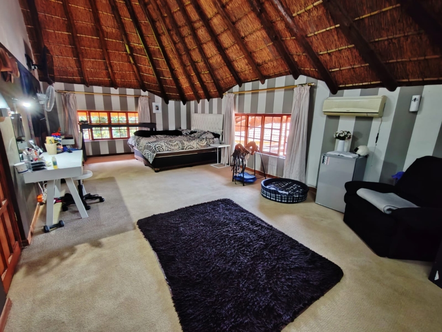4 Bedroom Property for Sale in Van Der Hoff Park North West